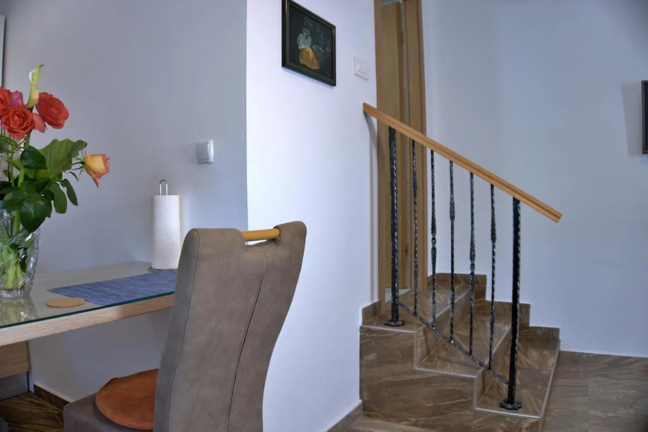 Apartments Meli Zara